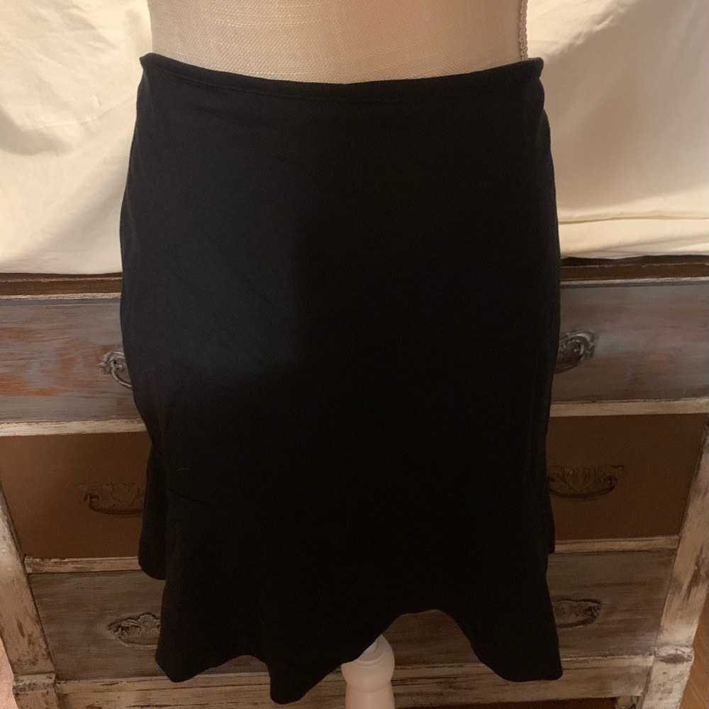 Classic Lined Black Pencil Skirt for Women